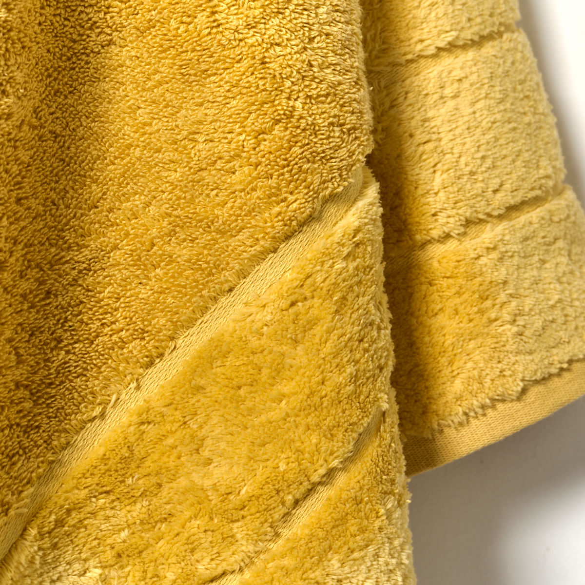 03 10 0056 Toalha Banho Seven Hundred Mostarda 002